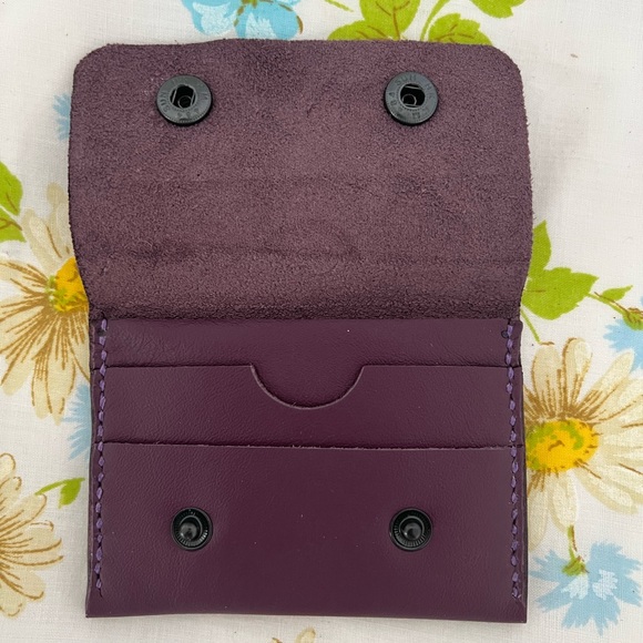 Handmade Genuine Leather Wallet - Picture 3 of 5